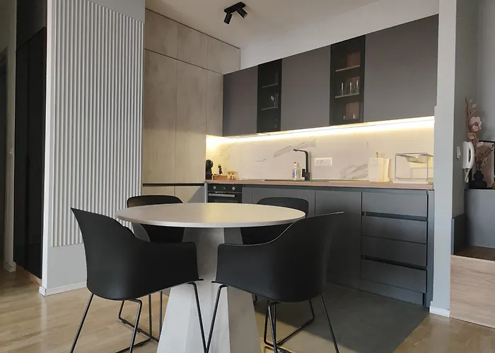 Bs דירה סקופיה